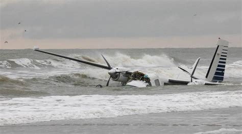 NORTH MYRTLE BEACH, S.C. (AP) — Five people are dead after a single-engine plane crashed over the weekend in a South Carolina coastal resort town. Officials said …